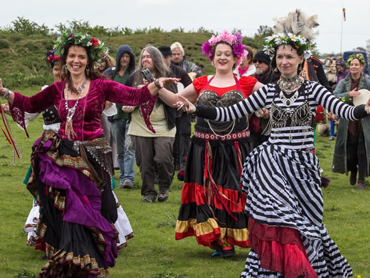 Beltane at Thornborough - Dancers