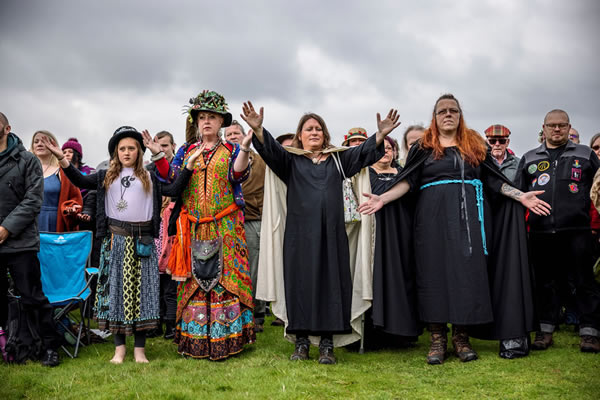 Beltane at Thornborough - Hail and Welcome!